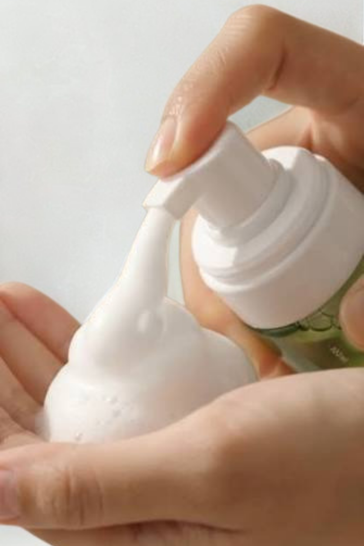 The Real Noni Acne Bubble Cleanser